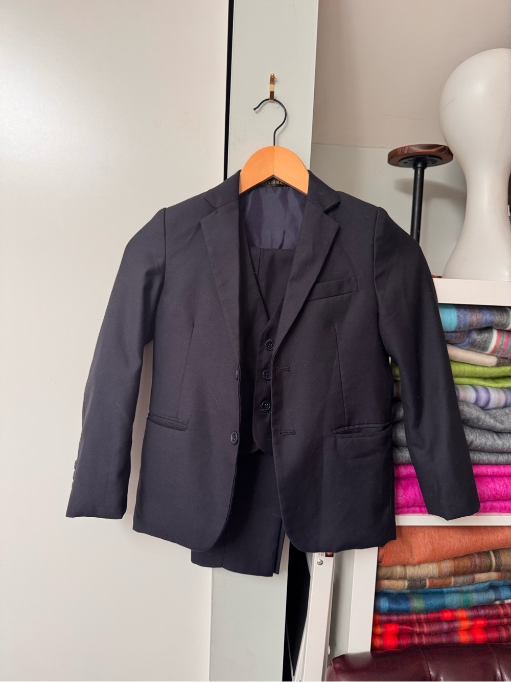 Maxi & Marc Boys 3-Piece Suit – Navy Blue – Size 8
